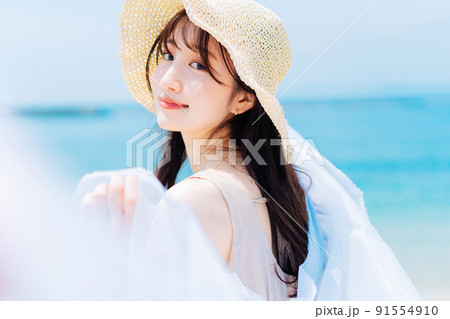 夏の女性ポートレート 夏の女性ポートレート 91554910