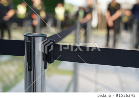 Focus barricade, stainless pole and black tape. Focus barricade, stainless pole and black tape. 91556245