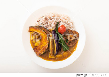 十六穀米の夏野菜カレー 十六穀米の夏野菜カレー 91558773