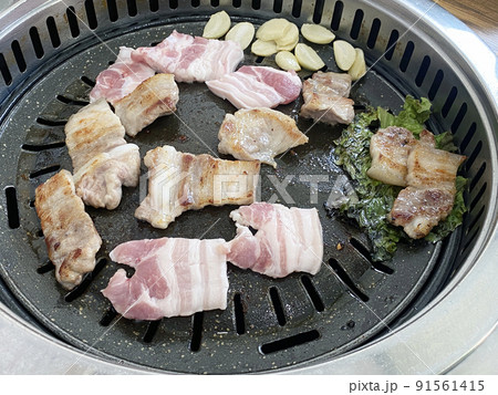 三枚肉 おかず 豚肉 91561415