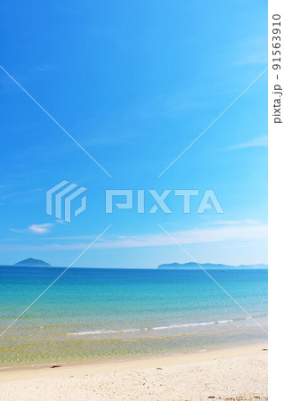 福岡県　玄界灘　青空の海 91563910