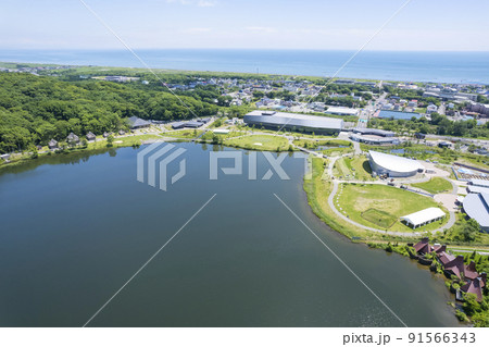 ポロト湖上空から見たウポポイ(空撮) ポロト湖上空から見たウポポイ(空撮) 91566343