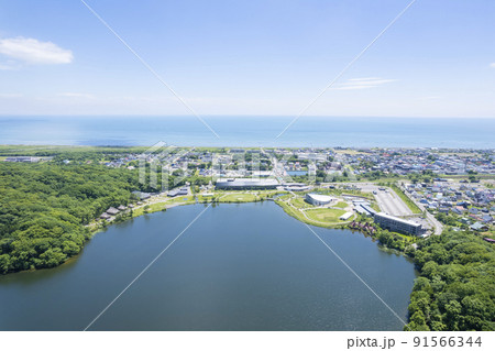 ポロト湖上空から見たウポポイ（空撮） 91566344