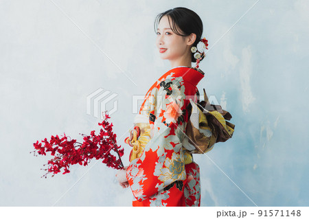 赤い振袖　 91571148