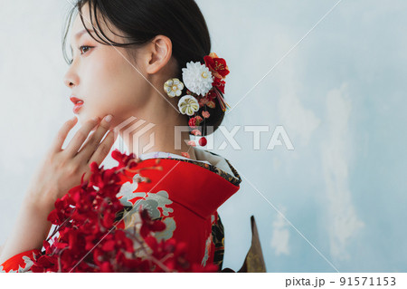 赤い振袖　 91571153