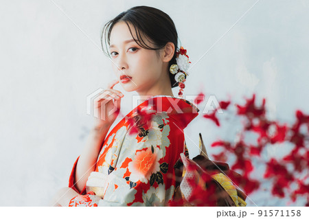 赤い振袖 赤い振袖 91571158