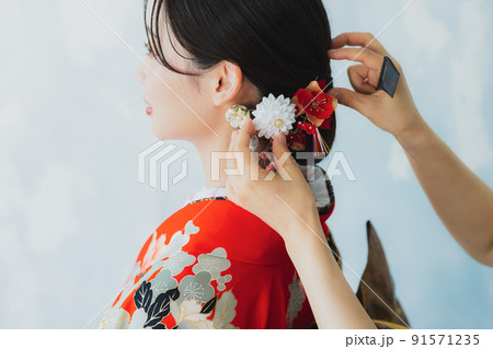 赤い振袖　ヘアメイク 91571235
