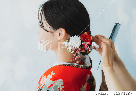 赤い振袖　ヘアメイク 91571237
