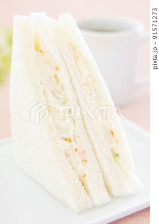 美味しいポテサラサンドイッチ 美味しいポテサラサンドイッチ 91571273