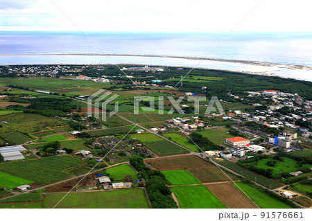 上空からの石垣島/沖縄県石垣市 上空からの石垣島/沖縄県石垣市 91576661