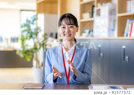 受付のビジネスウーマン 91577372