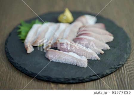 ブリの刺身 91577859