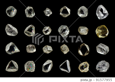 Sample of rough diamond crystals 91577955