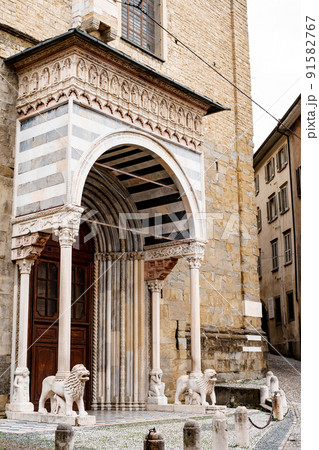 Gate of the White Lions to the Basilica of Santa Maria Maggiore. Bergamo, Italy 91582767