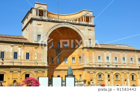 イタリア ローマ 世界遺産 ヴァチカン美術館 ピオ・クレメンティーノ美術館 ベルベデーレの中庭 ラオ イタリア ローマ 世界遺産 ヴァチカン美術館 ピオ・クレメンティーノ美術館 ベルベデーレの中庭 ラオ 91583442