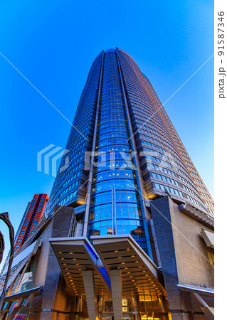 東京　港区六本木の都市風景　六本木ヒルズ 91587346