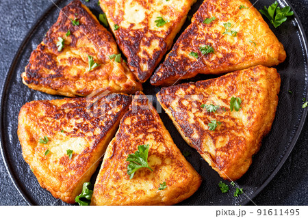 Potato Farls, Irish Potato Cakes, potato bread 91611495