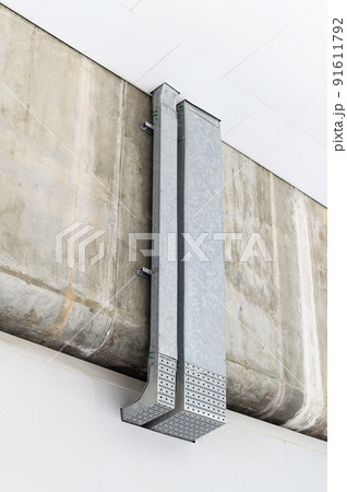 Installation of electrical wiring on the ceiling. Electrical cable system installation. 91611792