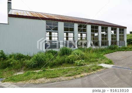 神恵内村立珊内小中学校（廃校） 91613010