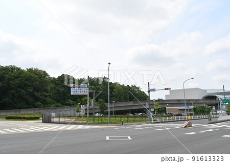 ゆとりーとライン・小幡緑地公園駅前とモードインターチェンジ 91613323
