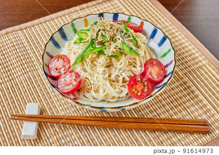 ジャコとピーマンの和えそうめん ジャコとピーマンの和えそうめん 91614973