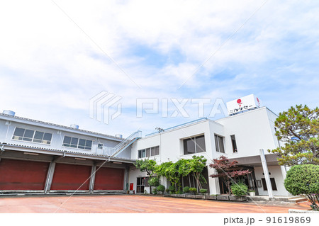 卓上器物等各種ブランド用品の製造・卸商社　(カクセー) 燕市 91619869