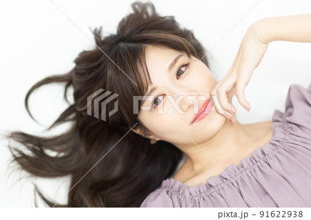 可愛い女性　美容 91622938