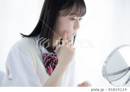 女子高校生のビューティーイメージ　 91624114