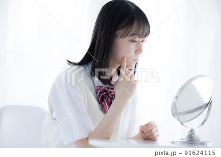 女子高校生のビューティーイメージ　 91624115