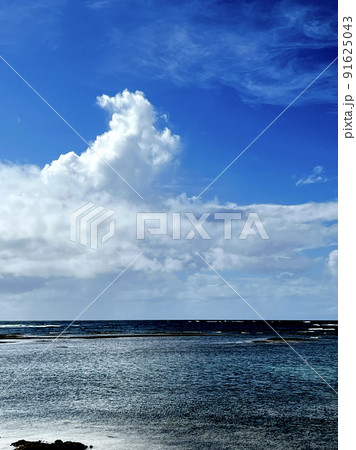 沖縄 浦添市浦添西海岸の風景の写真素材 [91625043] - PIXTA