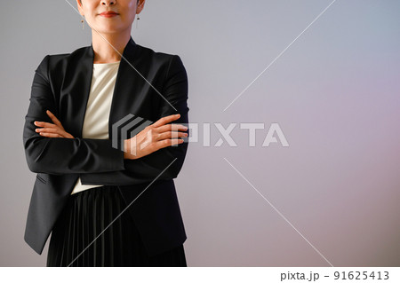 カッコイイ女性代表っぽいイメージ 顔無し カッコイイ女性代表っぽいイメージ 顔無し 91625413