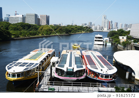 黄色いボート 91625572