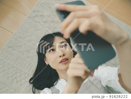 SNSと若者 91626222
