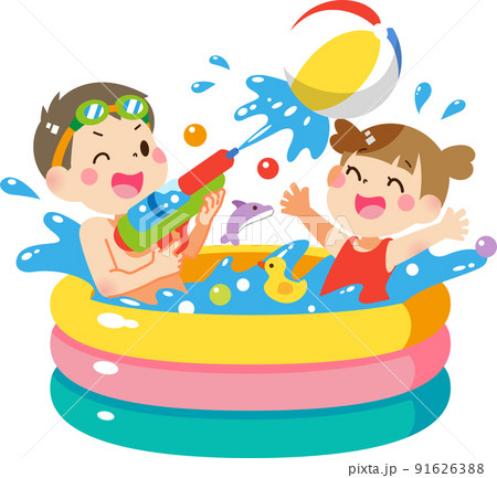 ビニールプールで遊ぶ子供たち 91626388