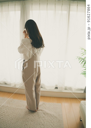 若い女性の願い 91627864
