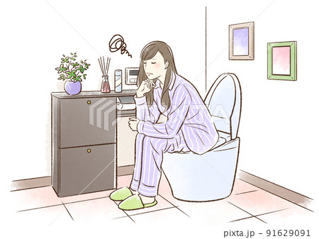 トイレで悩むパジャマの若い女性 トイレで悩むパジャマの若い女性 91629091