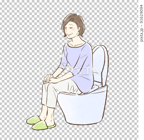 笑顔でトイレに入る普段着の中年女性＿背景なし 91629094