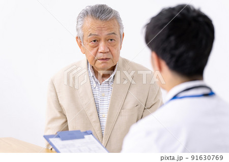 医療イメージ　ドクター　患者 91630769