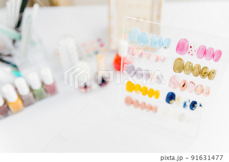 ネイルチップとネイルケア用品 91631477