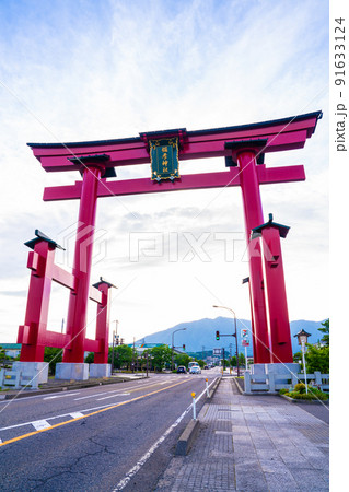 彌彦神社大鳥居 91633124
