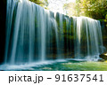 阿蘇、小国町の鍋ヶ滝。 91637541