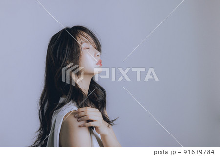 女性　ビューティー　きれい 91639784