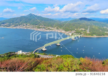 【山口県】周防大島の飯の山展望台から見える大島大橋 91640238