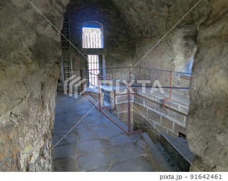 古代ローマ遺跡　セゴビア水道橋の沈殿槽（スペイン） 91642461