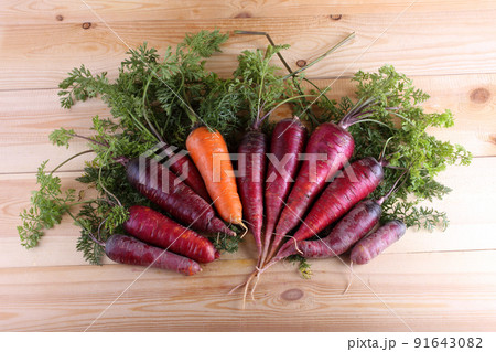 Carrots on table 91643082