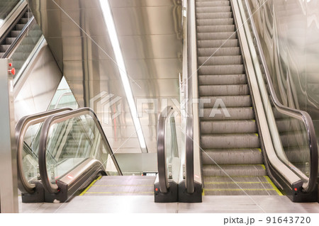 line escalators with metal coating line escalators with metal coating 91643720