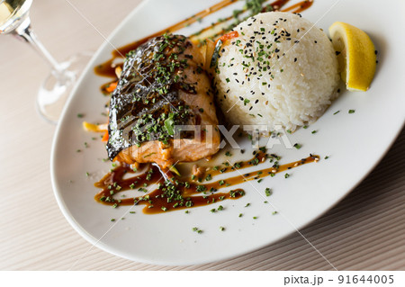 japanise style salmon shake teriyaki 91644005