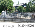 石でできた日本式の墓地 91644529