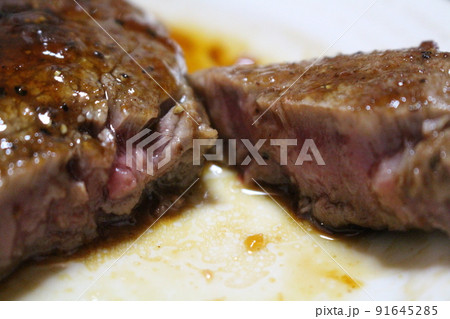 薩摩牛　焼肉丼　焼肉　焼肉店　焼肉定食　焼き方　ミディアムレア　BBQ 　切り口　カロリー　食べ放題 91645285