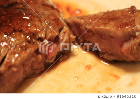 薩摩牛　焼肉丼　焼肉　焼肉店　焼肉定食　焼き方　ミディアムレア　BBQ 　切り口　カロリー　食べ放題 91645310